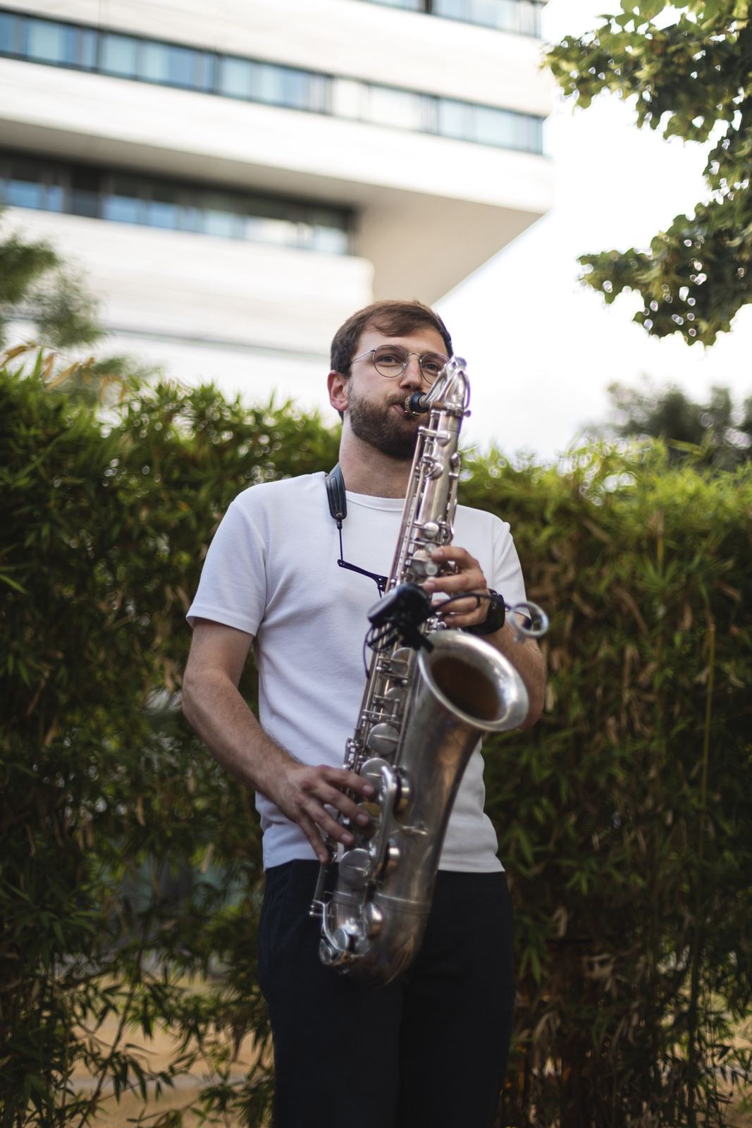 Saxophonist beim Sommerfest